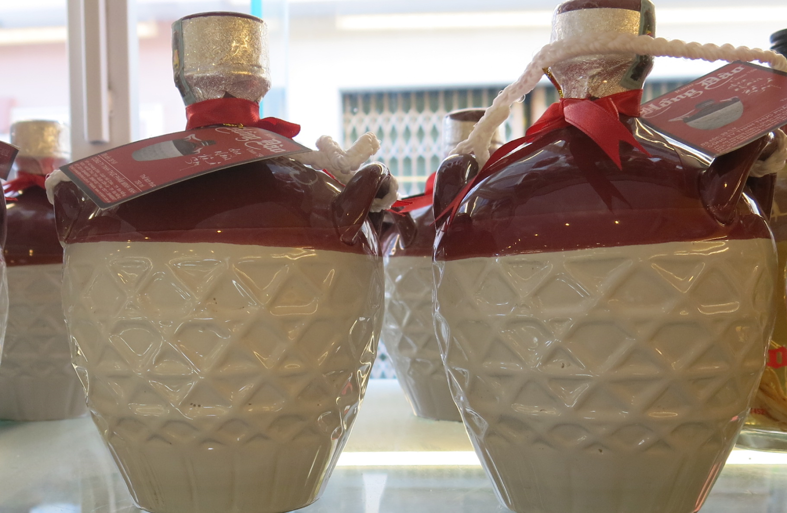 Địa chỉ bán Rượu Hồng Đào bình 750ml tại Hà Nội