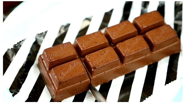 Tự làm bánh kitkat chocolate “chất lừ” với bột cacao